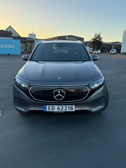 Mercedes-Benz EQA300 2 of 23