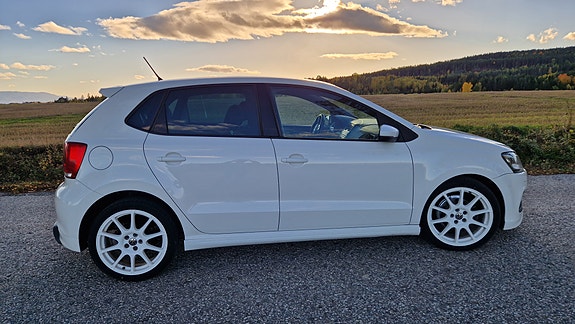 Volkswagen Polo 9 of 23