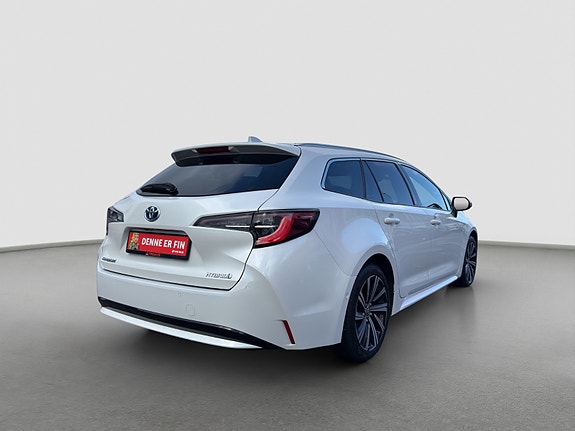 Toyota Corolla 6 of 27