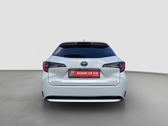 Toyota Corolla 4 of 27