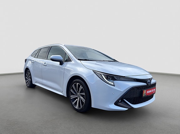 Toyota Corolla 8 of 27