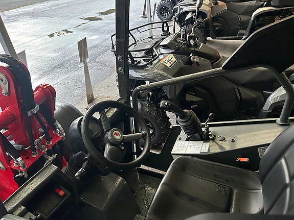 Weidemann 1260LP.  NB !  Denne  løfter rundball !! 4 of 8