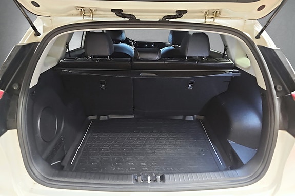 Kia e-Niro 8 of 23