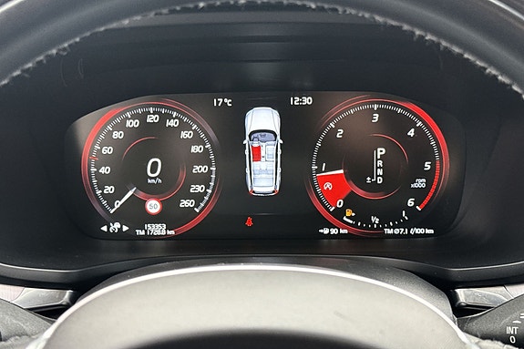 Volvo V60 Cross Country 16 of 22