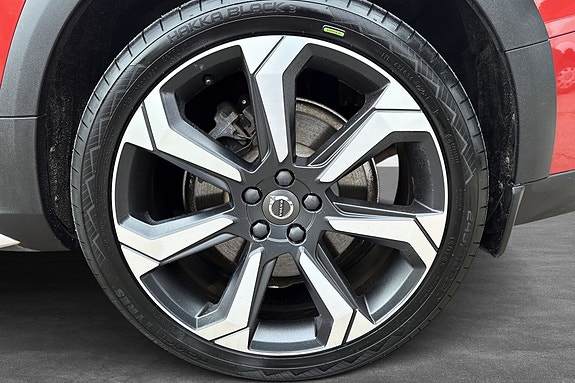 Volvo V60 Cross Country 8 of 22