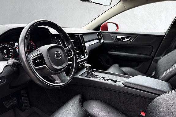 Volvo V60 Cross Country 10 of 22