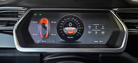 Tesla Model S 13 of 14