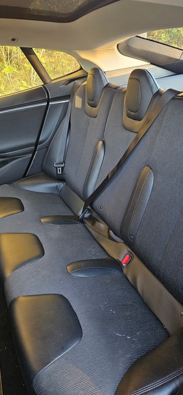Tesla Model S 8 of 14