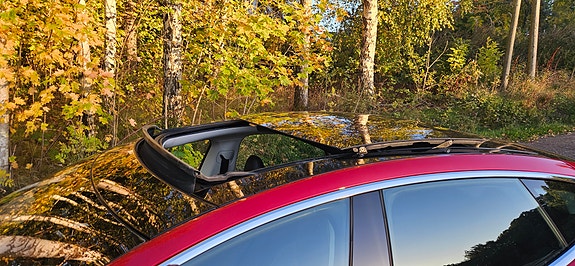 Tesla Model S 5 of 14