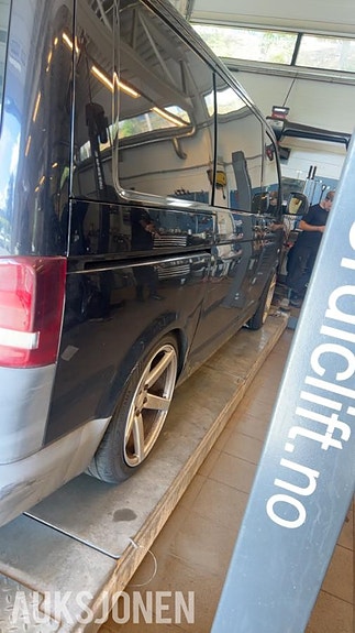 Volkswagen Transporter 7 of 16