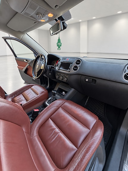 Volkswagen Tiguan 15 of 25