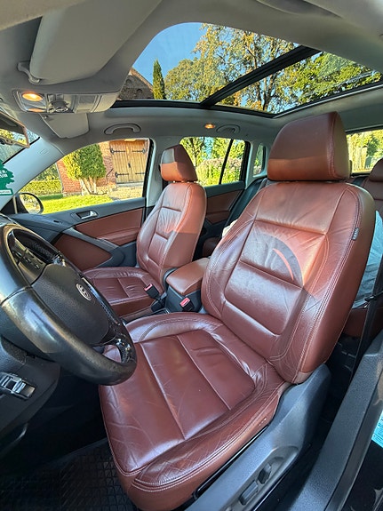Volkswagen Tiguan 8 of 25