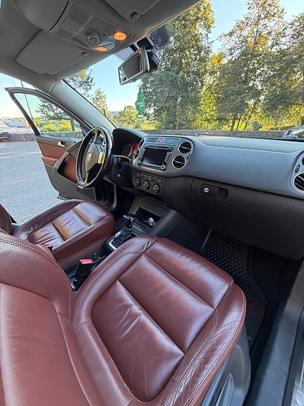 Volkswagen Tiguan 10 of 25
