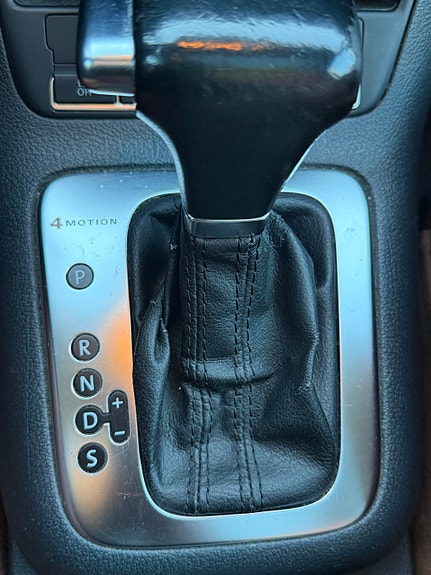 Volkswagen Tiguan 17 of 25