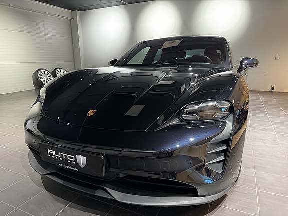 Porsche Taycan 4S 8 of 30
