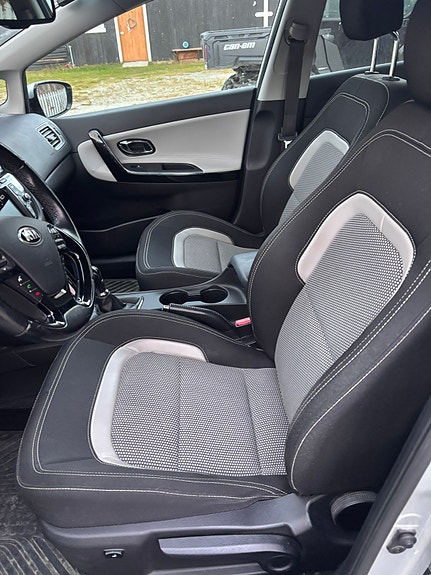 Kia Ceed 7 of 9