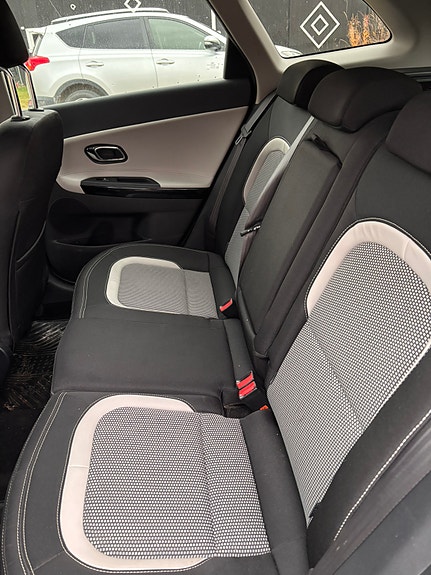 Kia Ceed 8 of 9