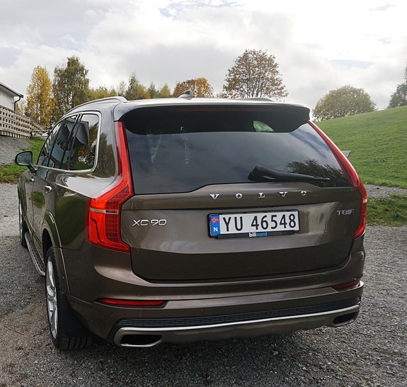 Volvo XC90 6 of 30