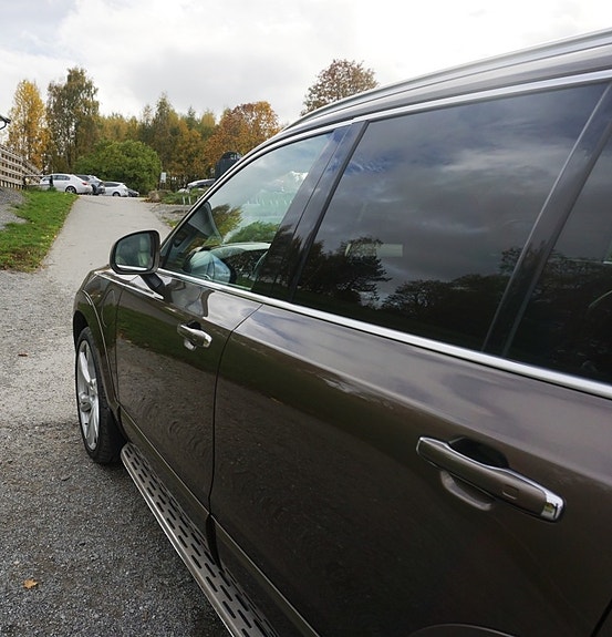 Volvo XC90 8 of 30