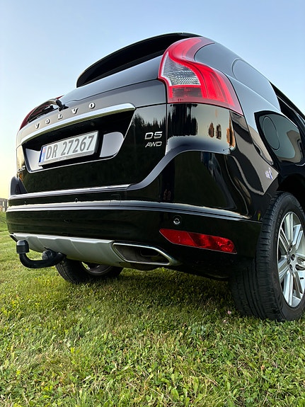 Volvo XC60 16 of 21