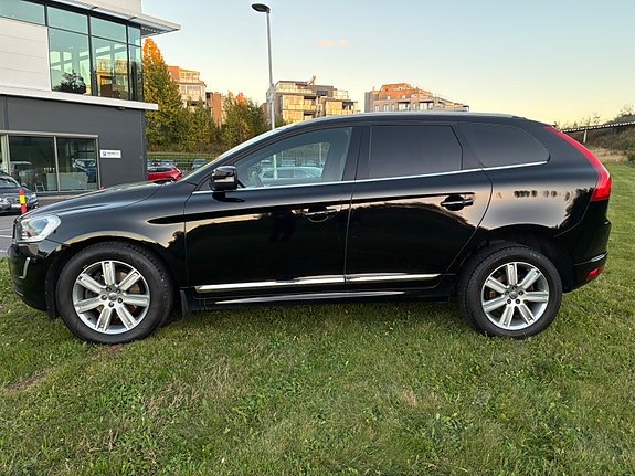 Volvo XC60 6 of 21