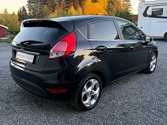Ford Fiesta 4 of 12