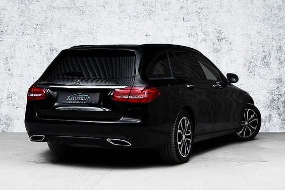 Mercedes-Benz C350 e 2 of 22