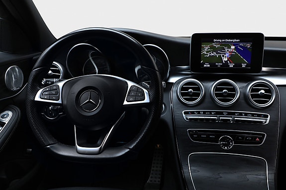 Mercedes-Benz C350 e 14 of 22