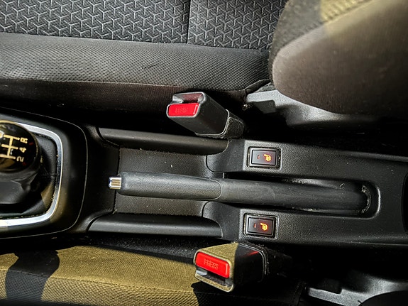 Suzuki Swift 11 of 18