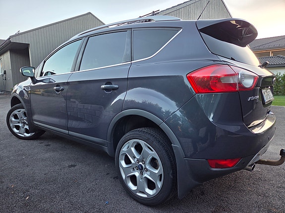 Ford Kuga 5 of 12