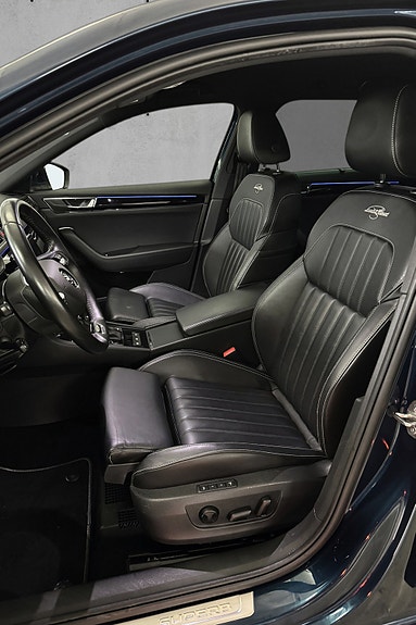 Skoda Superb 30 of 30
