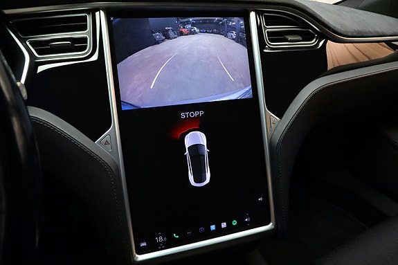 Tesla Model S 23 of 23