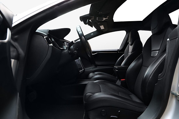 Tesla Model S 11 of 23