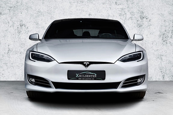 Tesla Model S 4 of 23