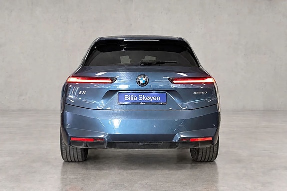 BMW iX 3 of 18