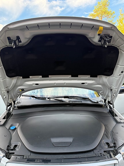 Volvo XC40 14 of 17