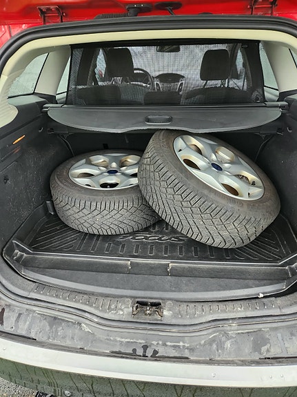 Ford Focus 12 of 12