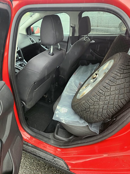 Ford Focus 11 of 12