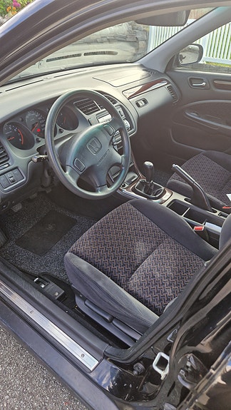Honda Accord 7 of 11