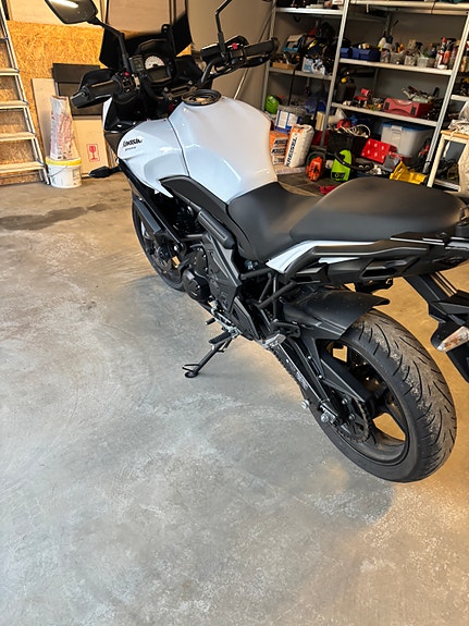 Kawasaki Versys 650 2 of 11