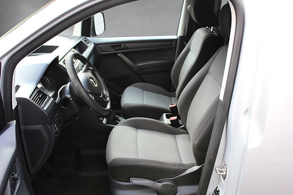 Volkswagen Caddy 14 of 19