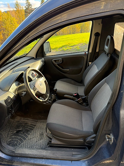 Opel Combo 9 of 13