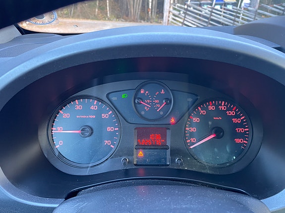 Citroen Berlingo 5 of 18