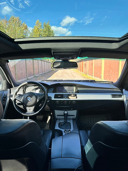 BMW 525d 9 of 21