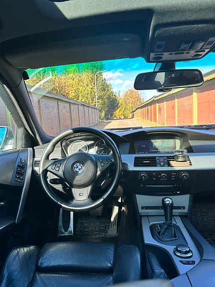 BMW 525d 11 of 21