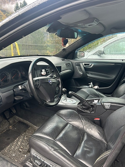Volvo V70 13 of 13