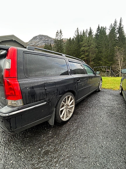Volvo V70 6 of 13