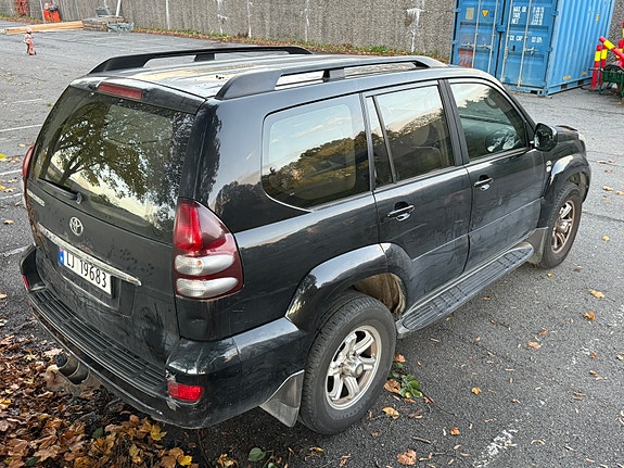 Toyota Land Cruiser 6 of 20