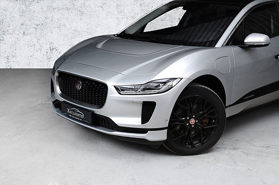 Jaguar I-PACE 3 of 23