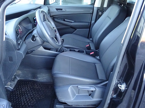 Volkswagen Caddy 23 of 30